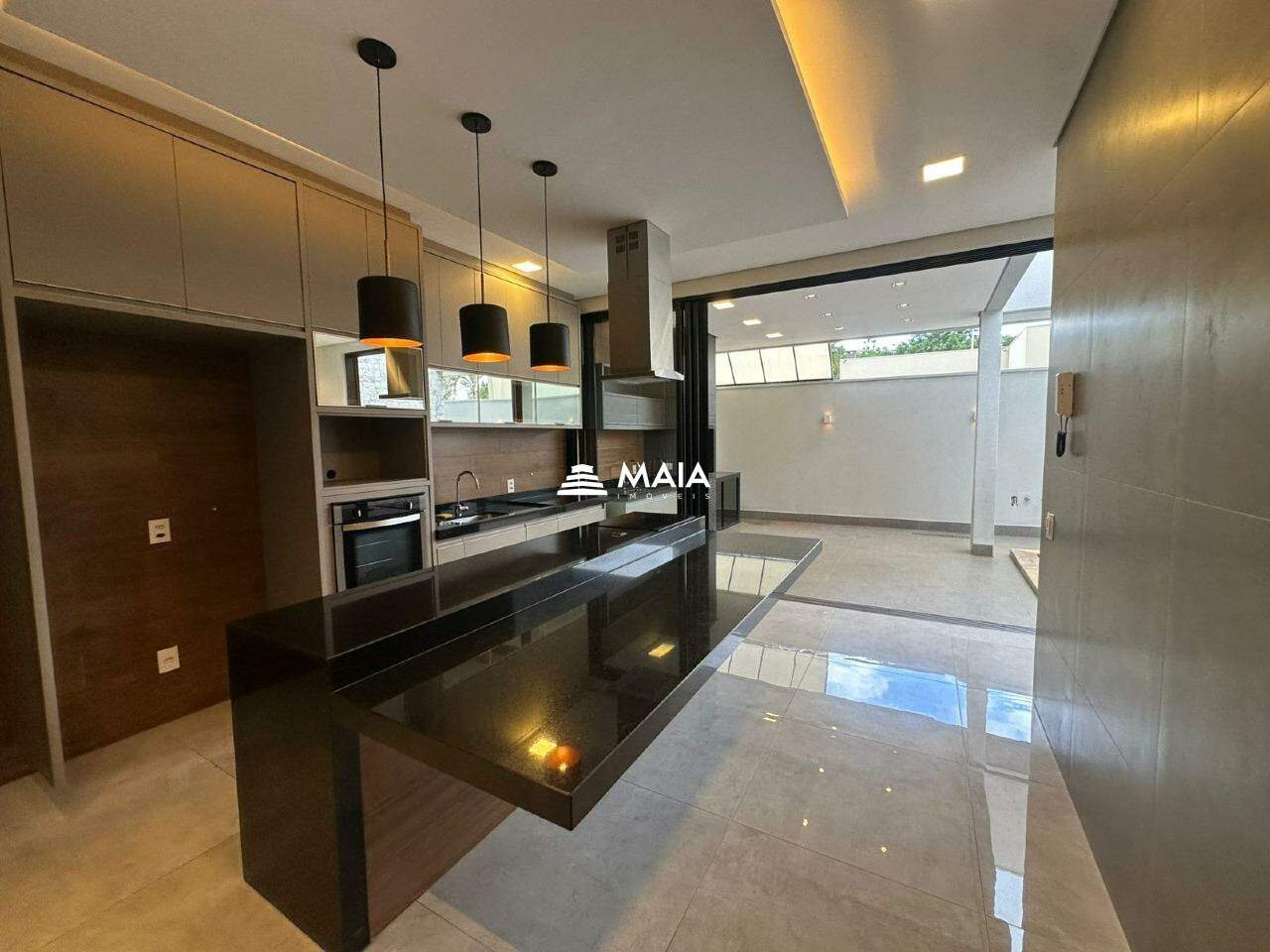 Casa de Condomínio à venda no Estância dos Ipês: 