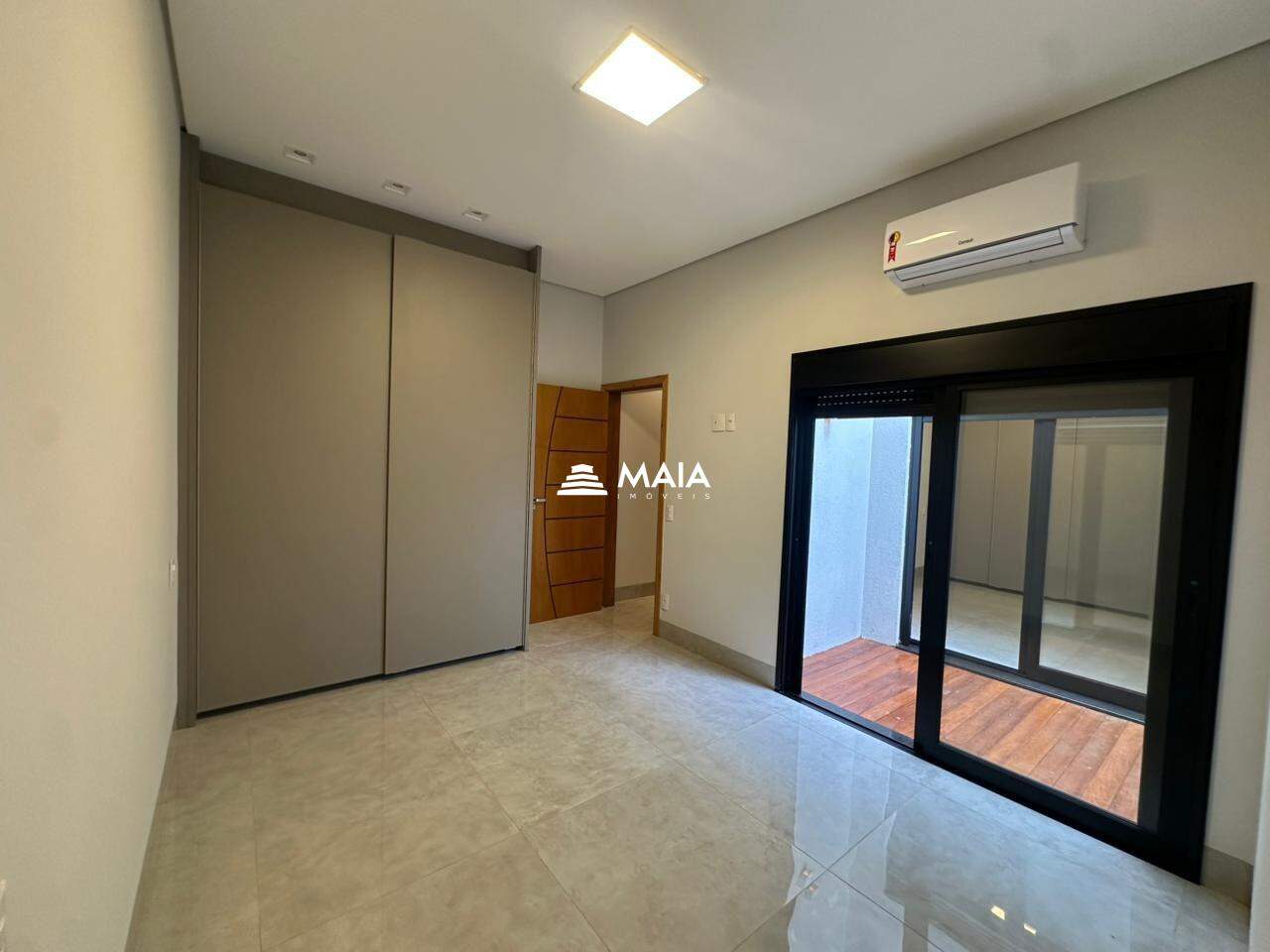 Casa de Condomínio à venda no Estância dos Ipês: 