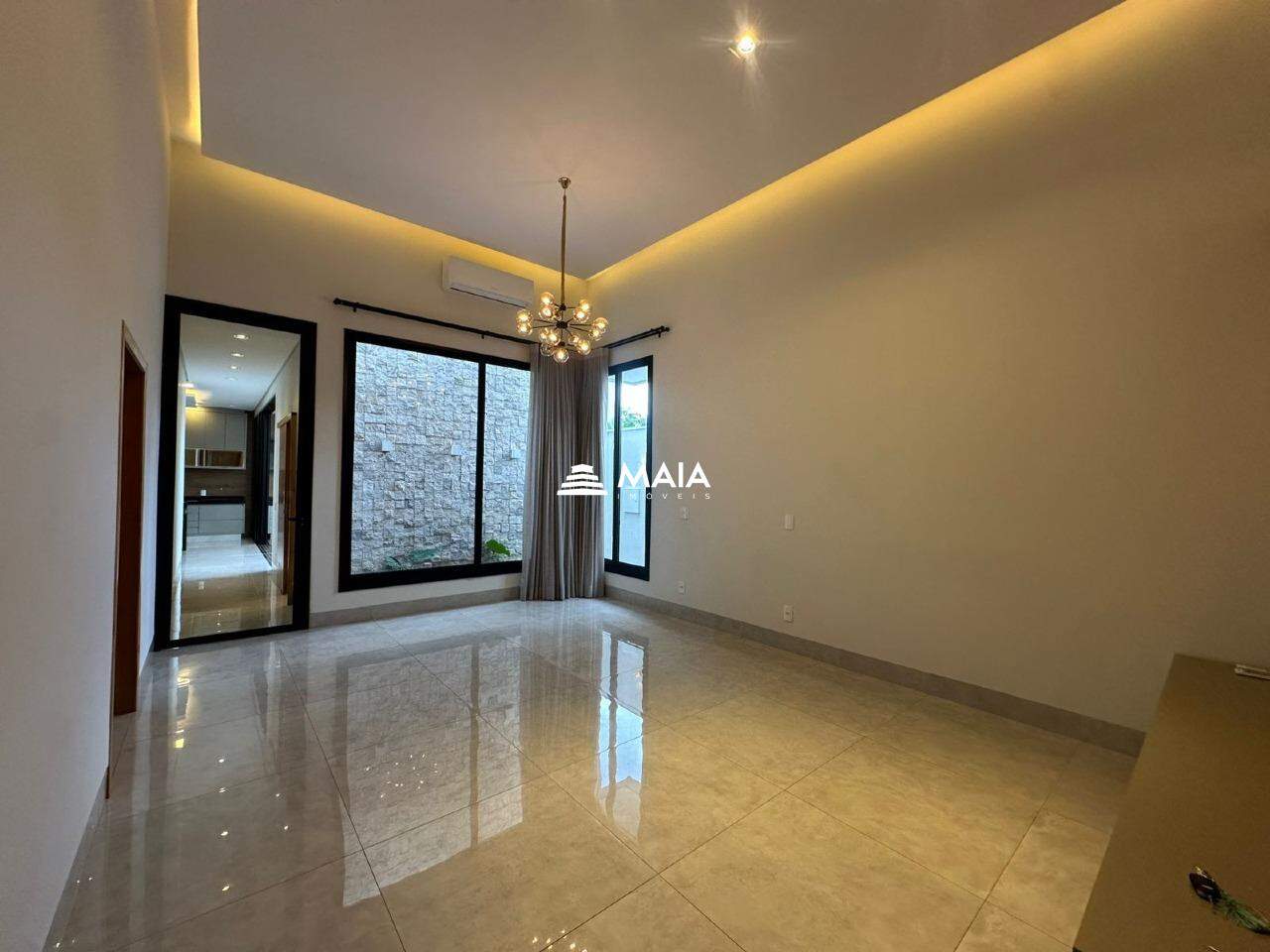 Casa de Condomínio à venda no Estância dos Ipês: 