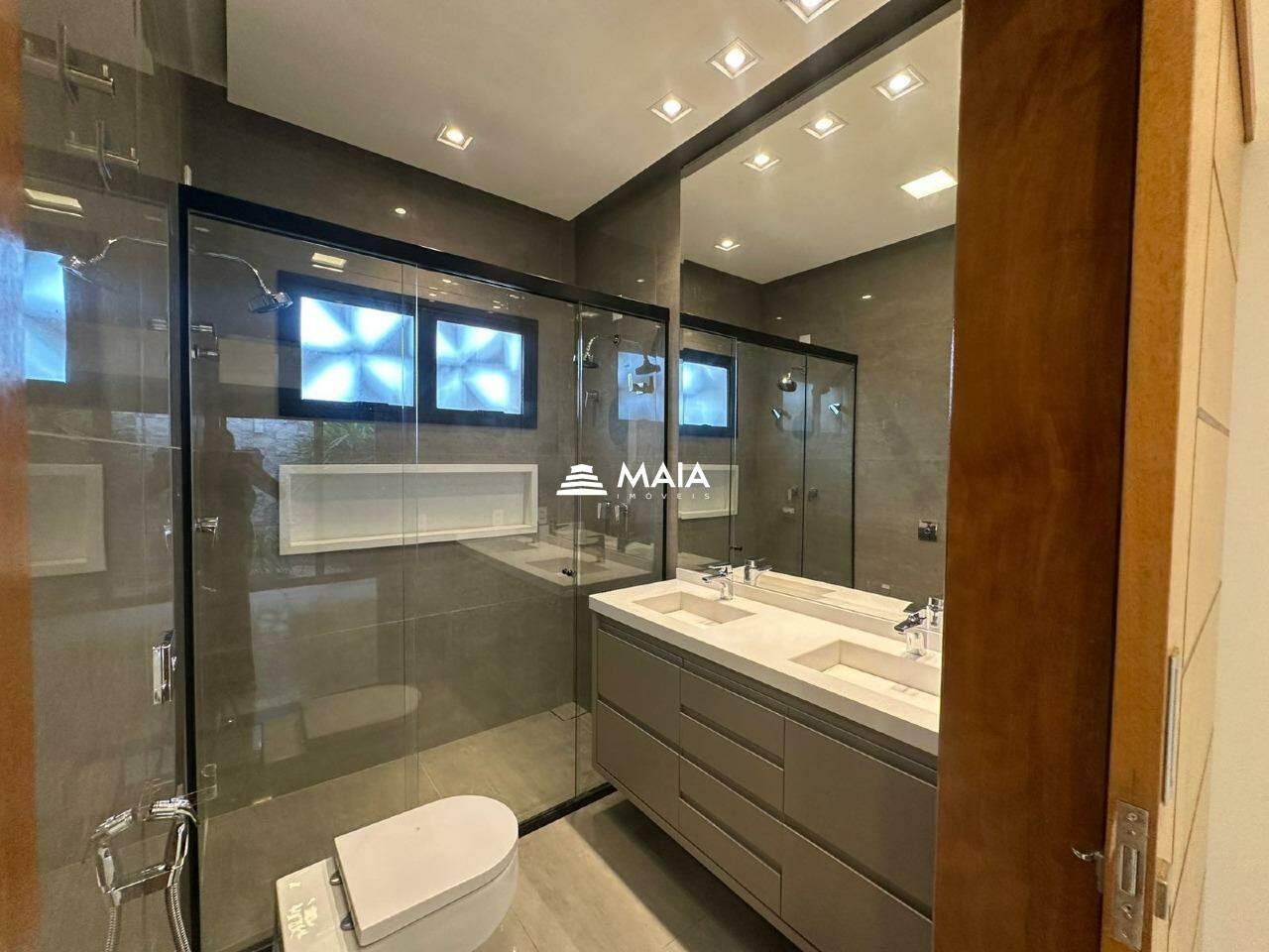 Casa de Condomínio à venda no Estância dos Ipês: 