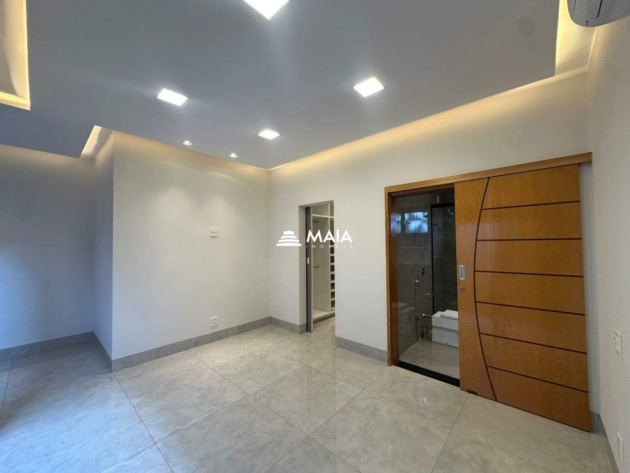 Casa de Condomínio à venda no Estância dos Ipês: 