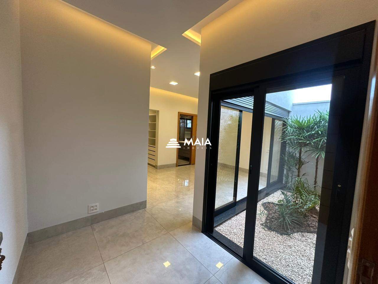 Casa de Condomínio à venda no Estância dos Ipês: 