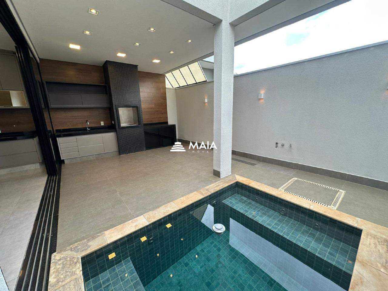 Casa de Condomínio à venda no Estância dos Ipês: 