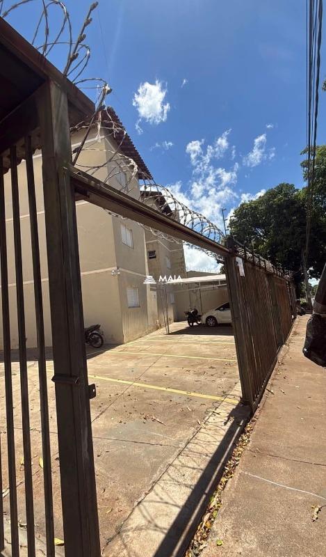 Apartamento para aluguel no Conjunto Umuarama: 