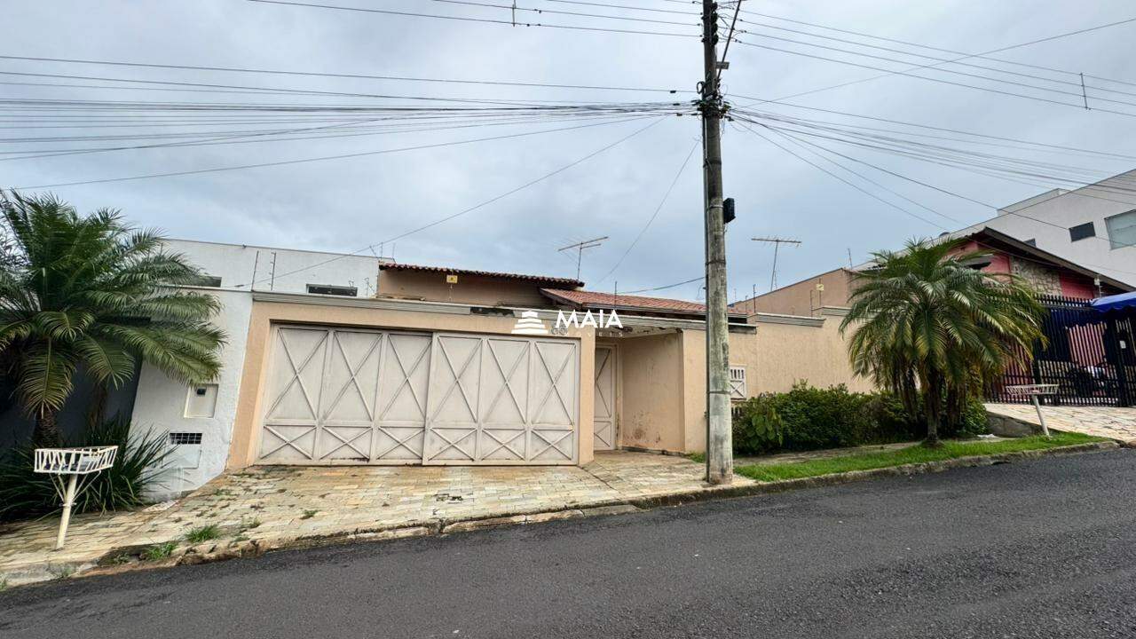 Casa à venda no bairro Jardim São Bento