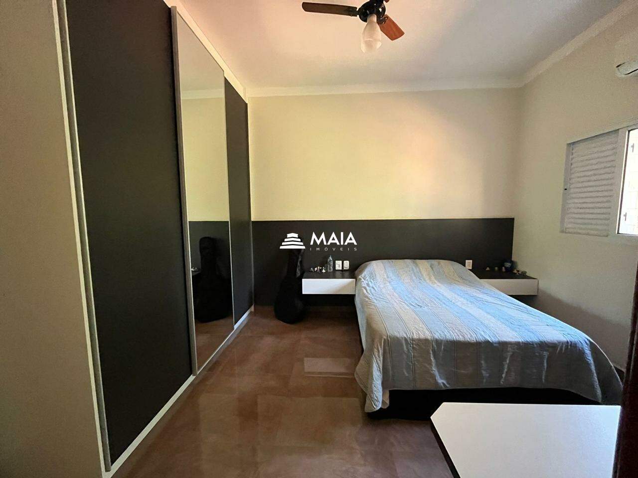 Casa de Condomínio à venda no Vale do Sol: 