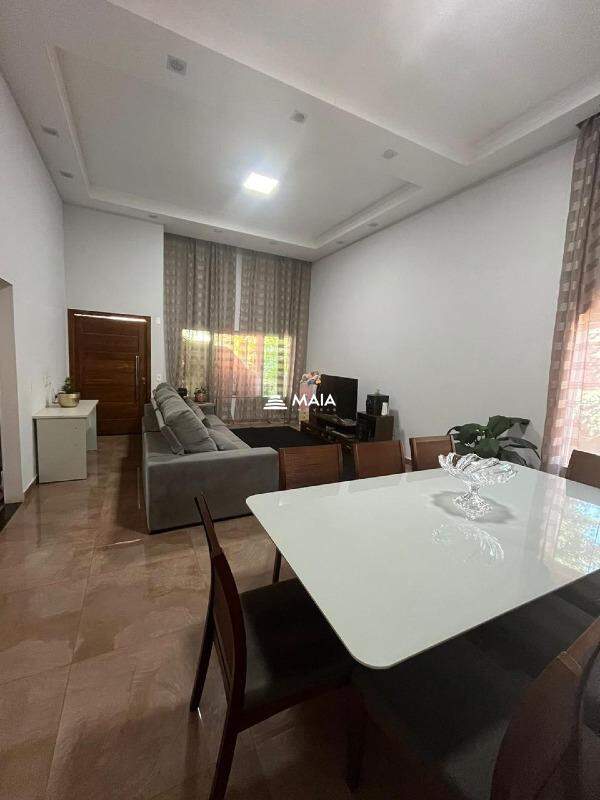 Casa de Condomínio à venda no Vale do Sol: 