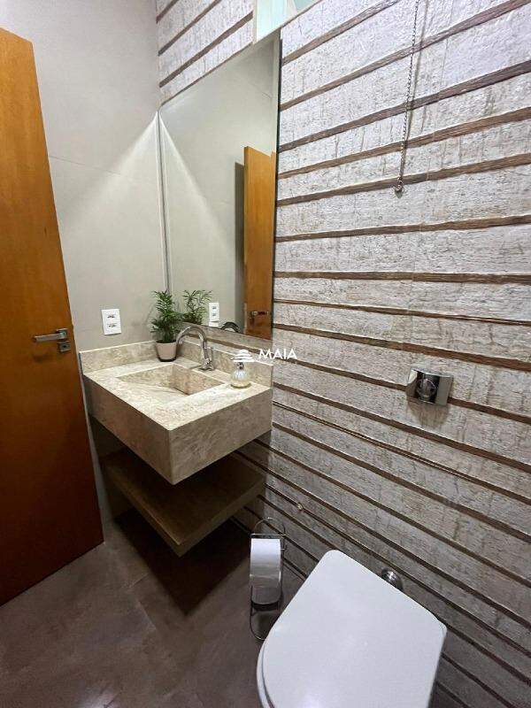 Casa de Condomínio à venda no Vale do Sol: 