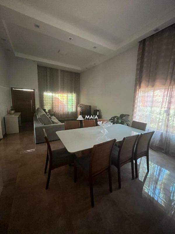 Casa de Condomínio à venda no Vale do Sol: 