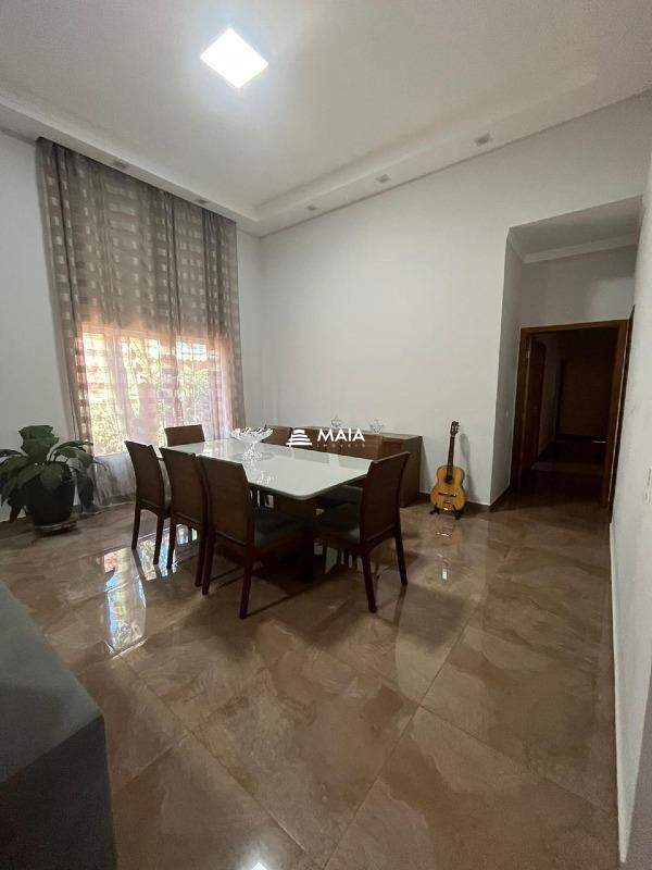 Casa de Condomínio à venda no Vale do Sol: 