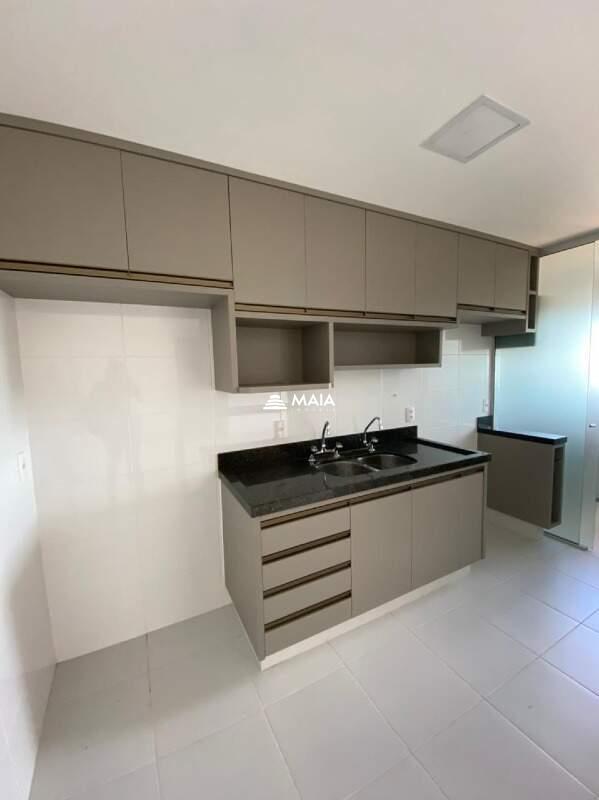 Apartamento para aluguel no Mercês: 