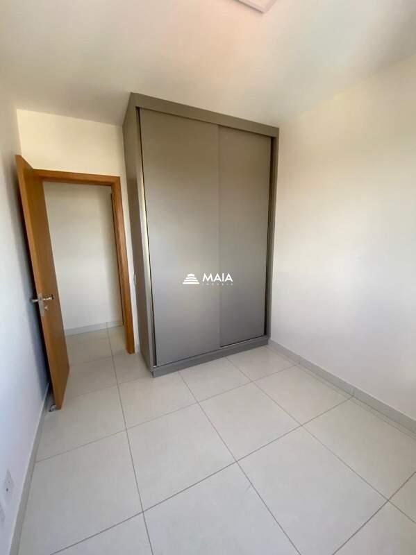 Apartamento para aluguel no Mercês: 