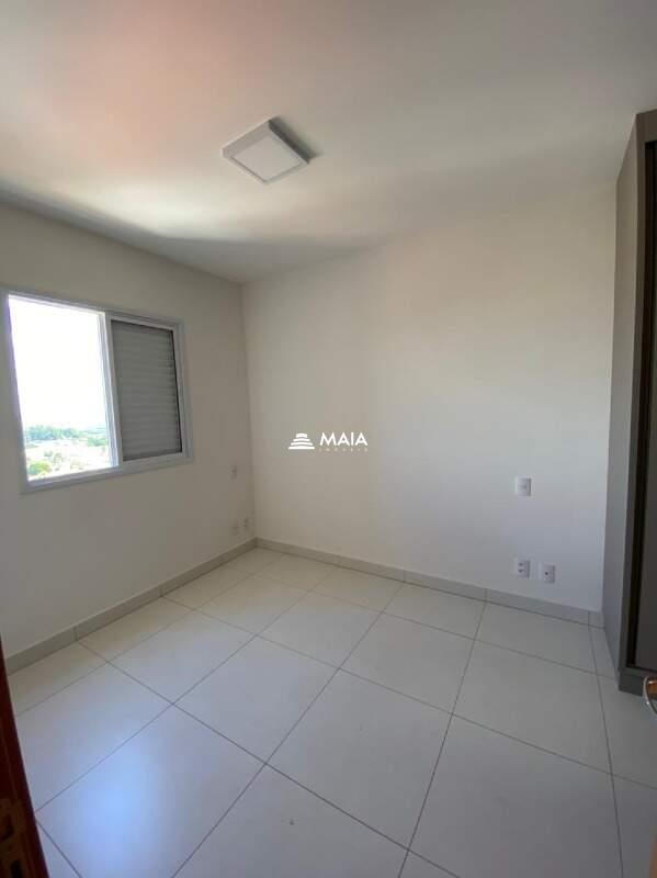 Apartamento para aluguel no Mercês: 