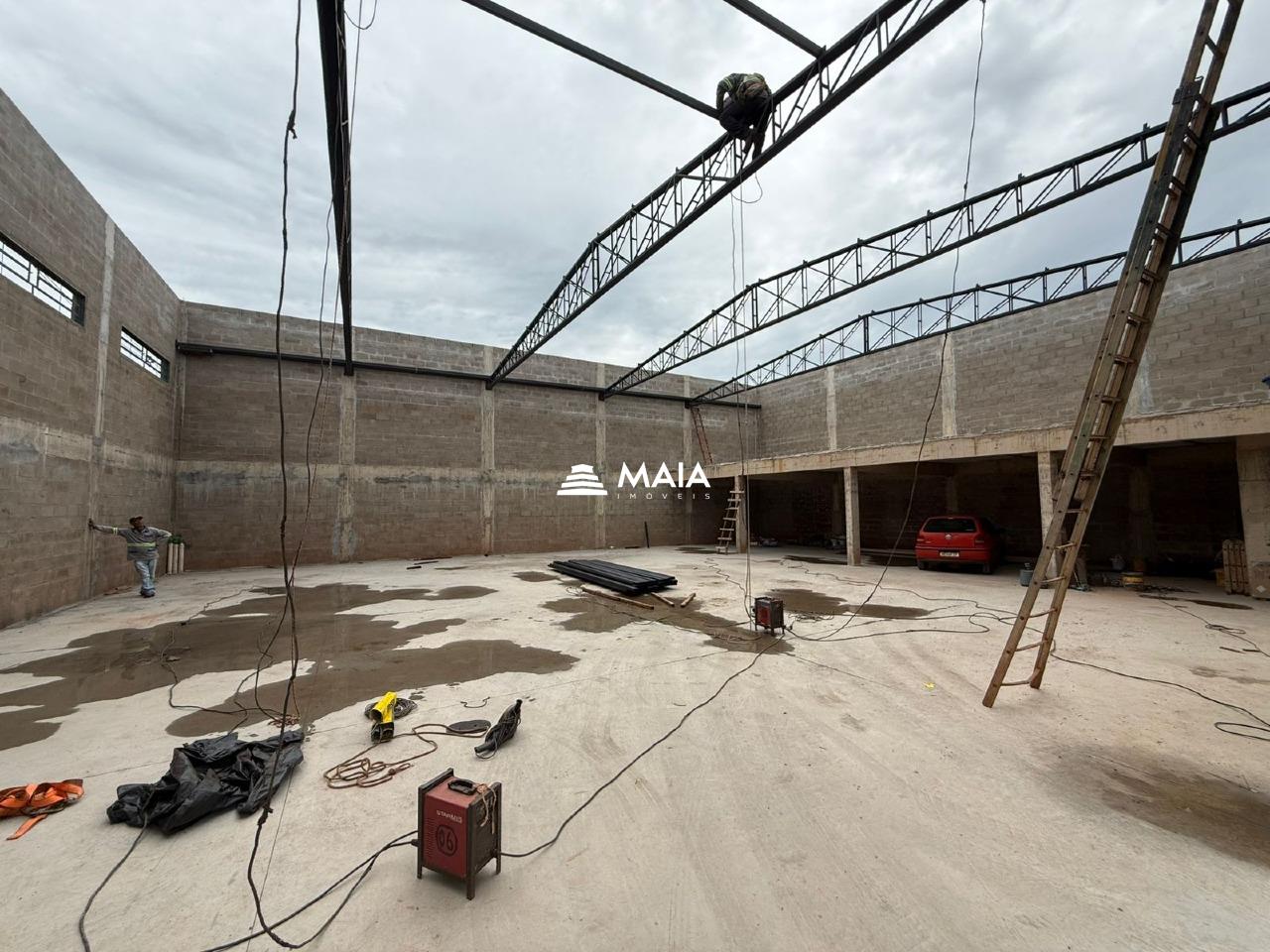 Galpão à venda no Parque das Laranjeiras: 