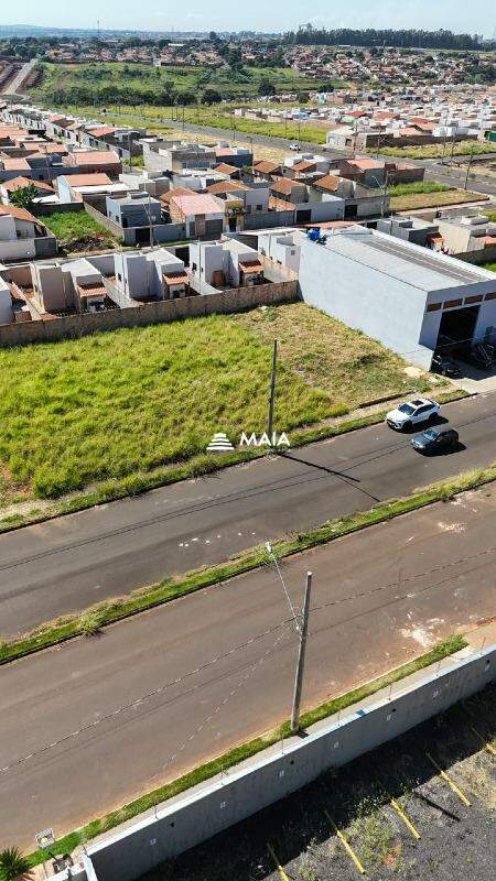 Terreno/Área à venda no Ilha Bela: 