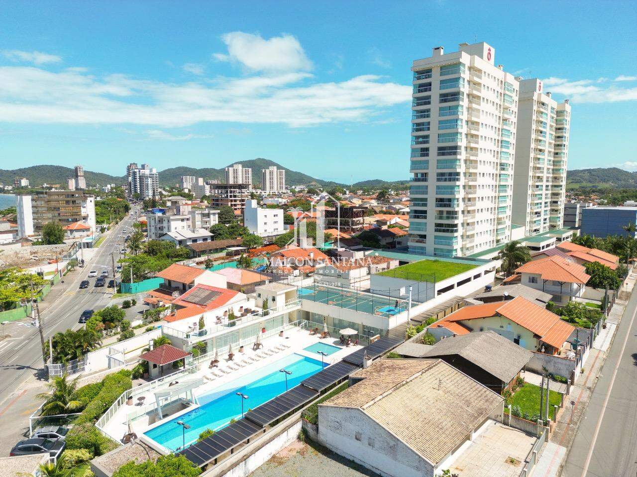 Apartamento à venda no Armação: 