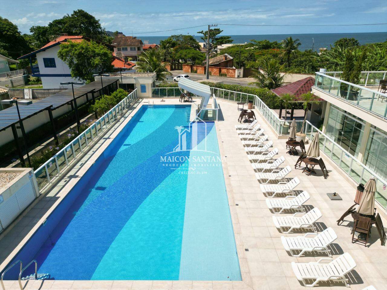 Apartamento à venda no Armação: 