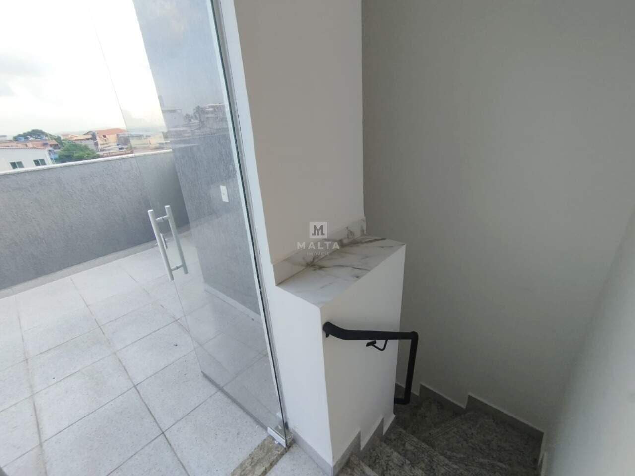 Cobertura à venda no bairro Lago azul de 2 quartos: 