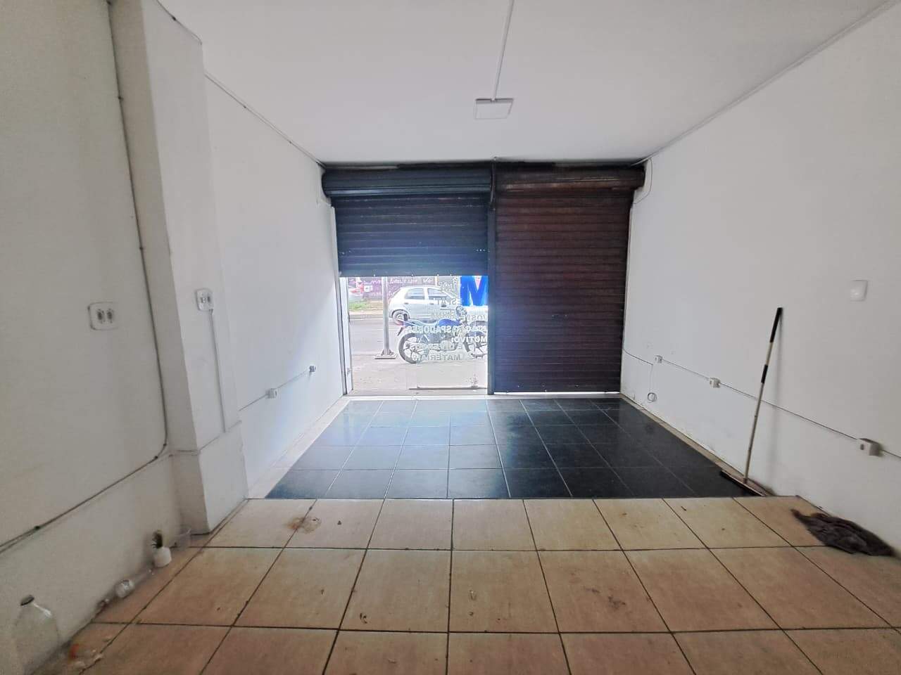 Loja para aluguel no bairro Milionários de : 