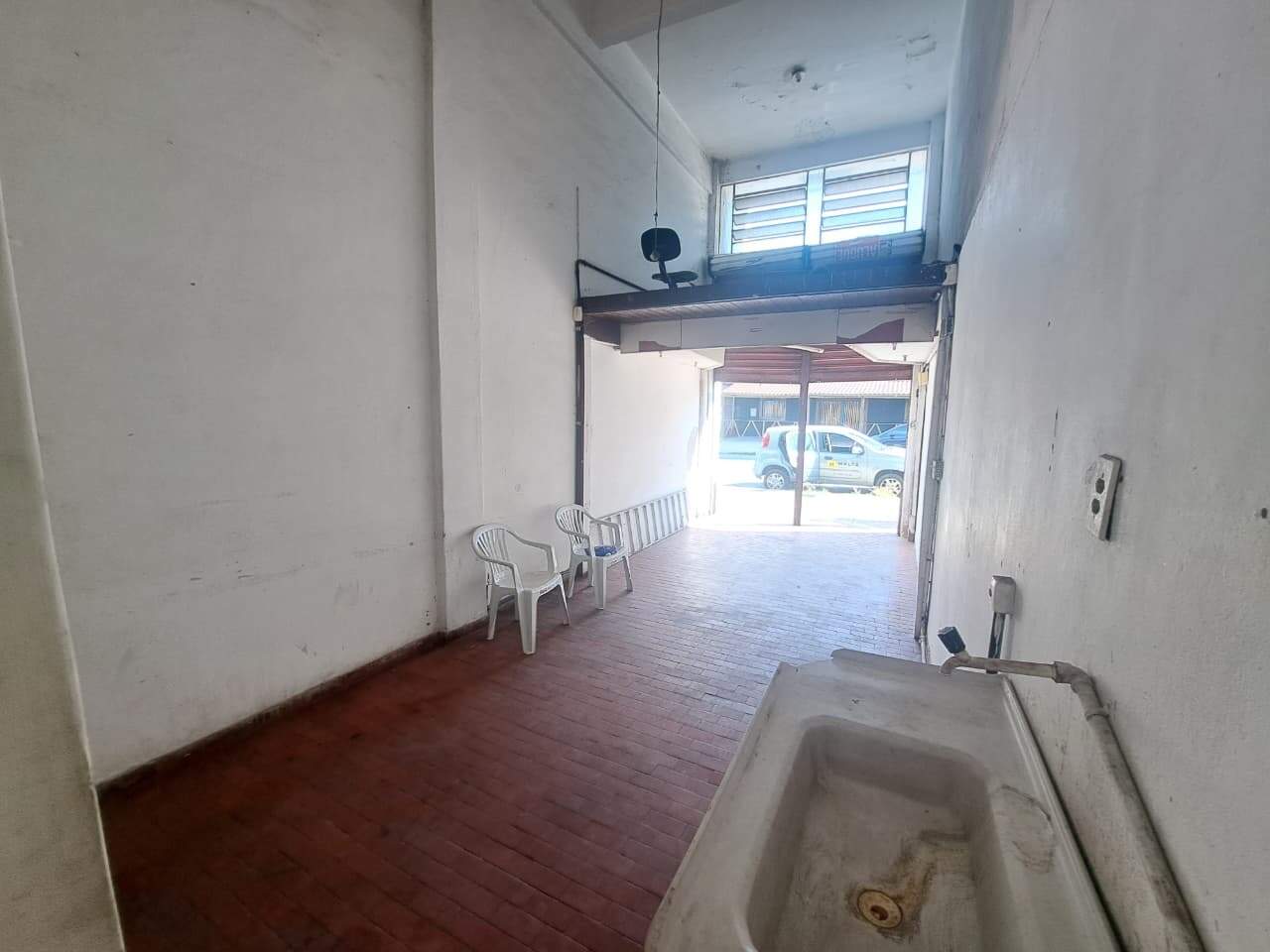 Loja para aluguel no bairro Industrial de : 