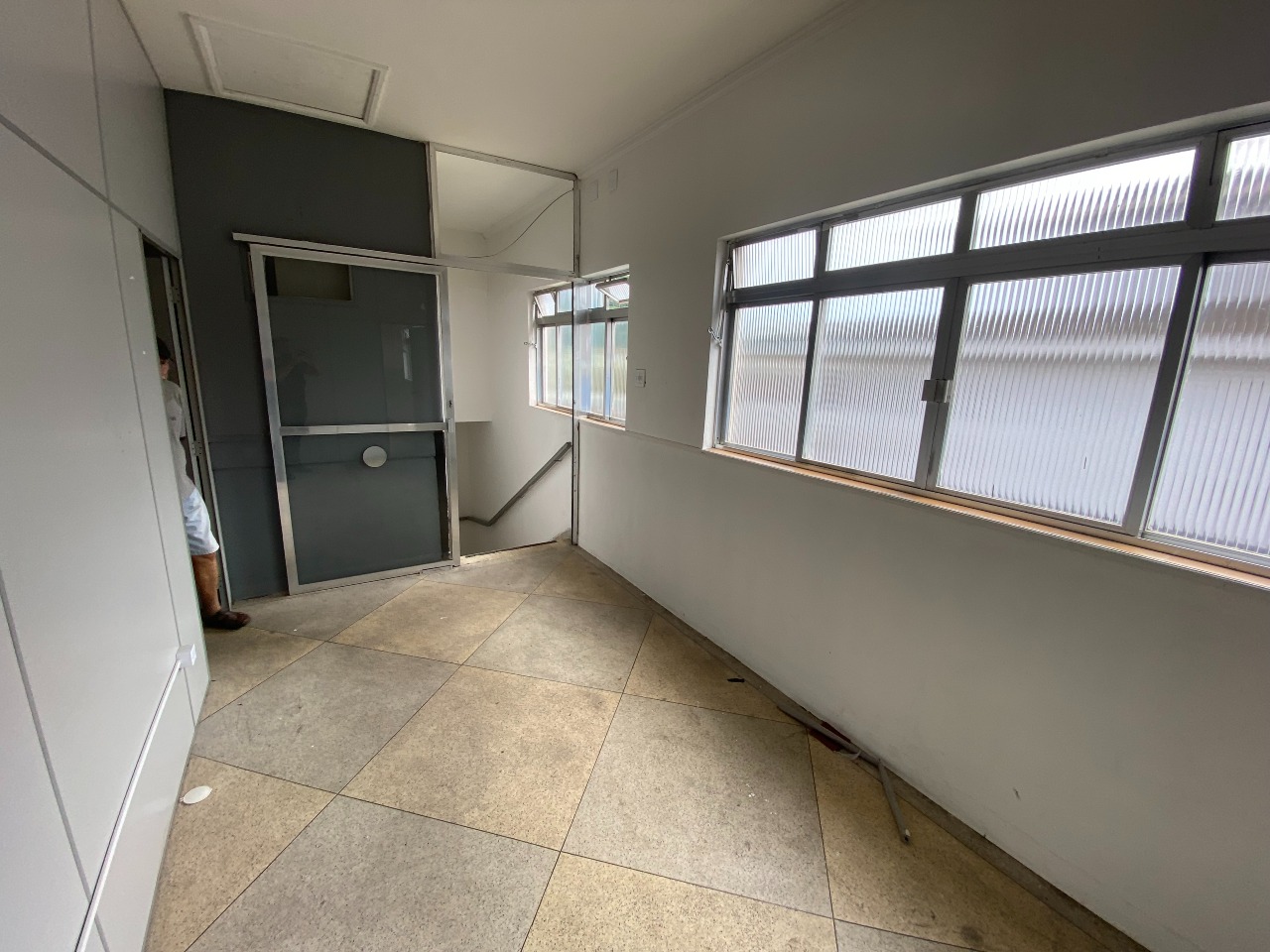 Sala para aluguel no São Jorge: 