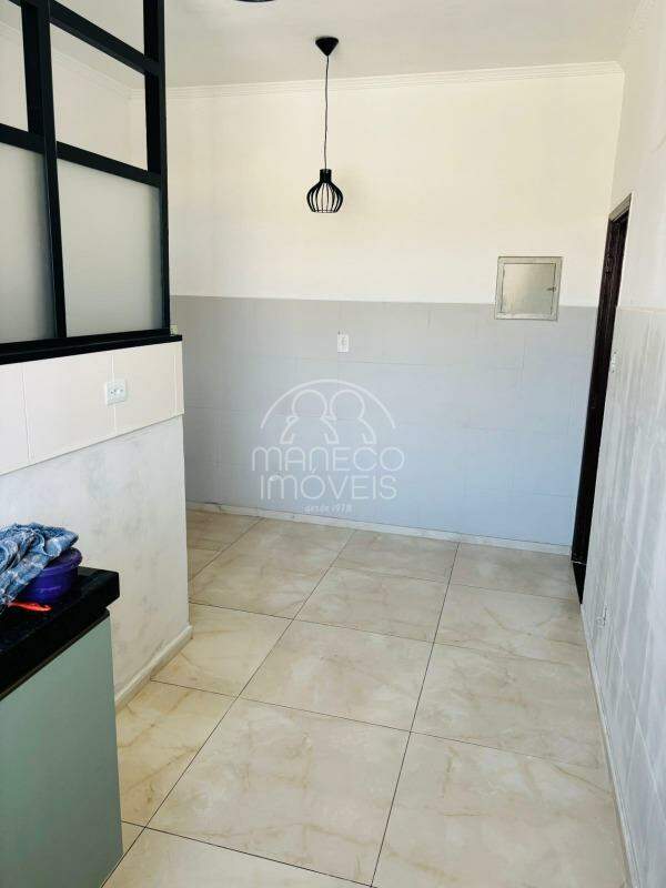Sala à venda no Santa Maria: 