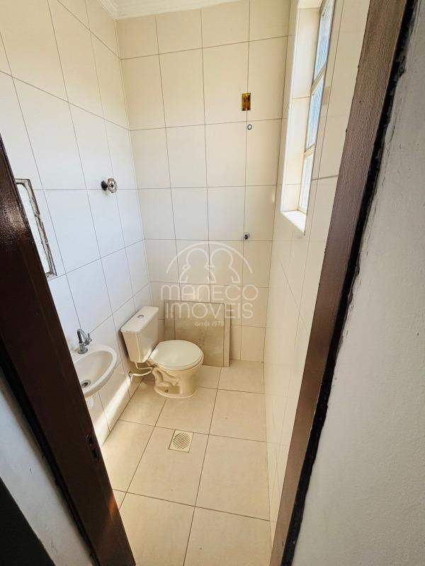 Sala à venda no Santa Maria: 