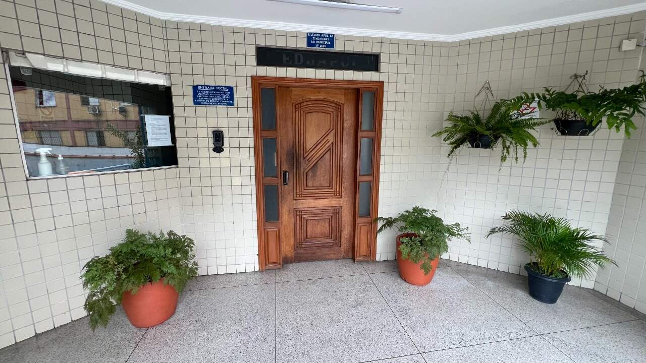 Apartamento à venda no Saboó: 