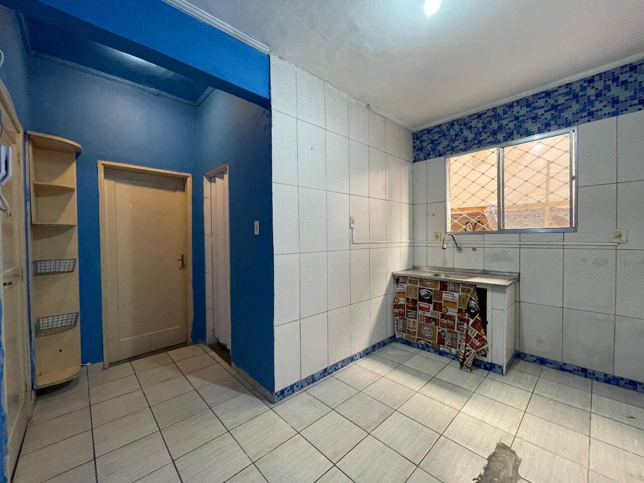 Kitnet à venda no Centro: 