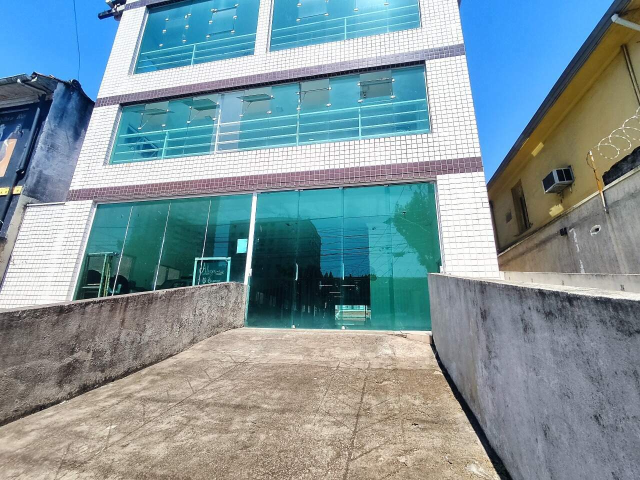 Loja para aluguel no Vila Belmiro: 