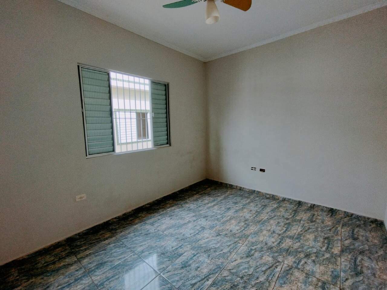 Casa à venda no Esplanada dos Barreiros: 