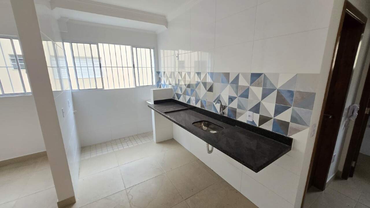 Apartamento à venda no Catiapoa: 