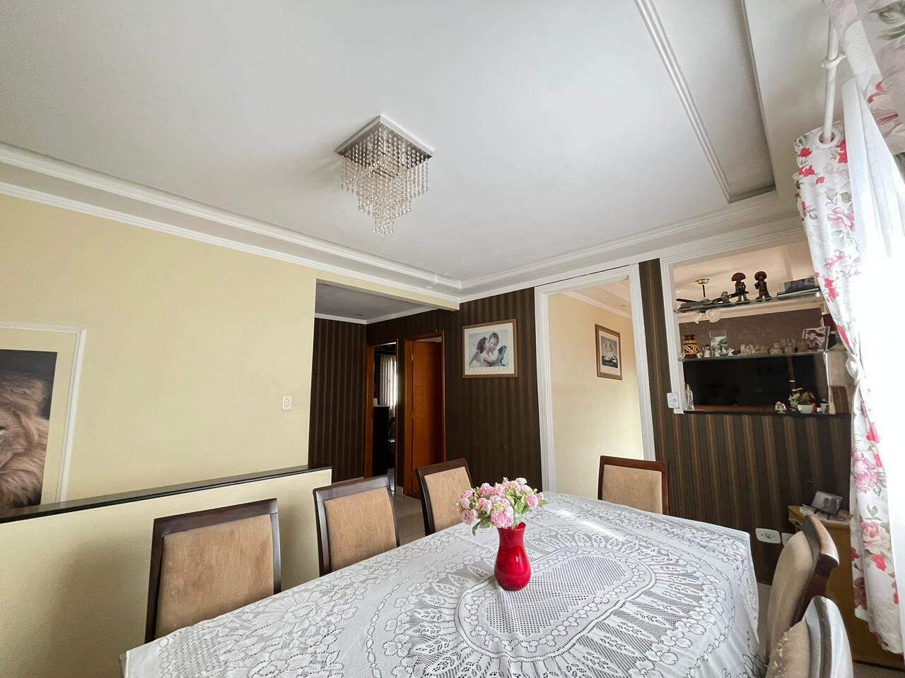 Casa à venda no Vila Jockei Clube: 