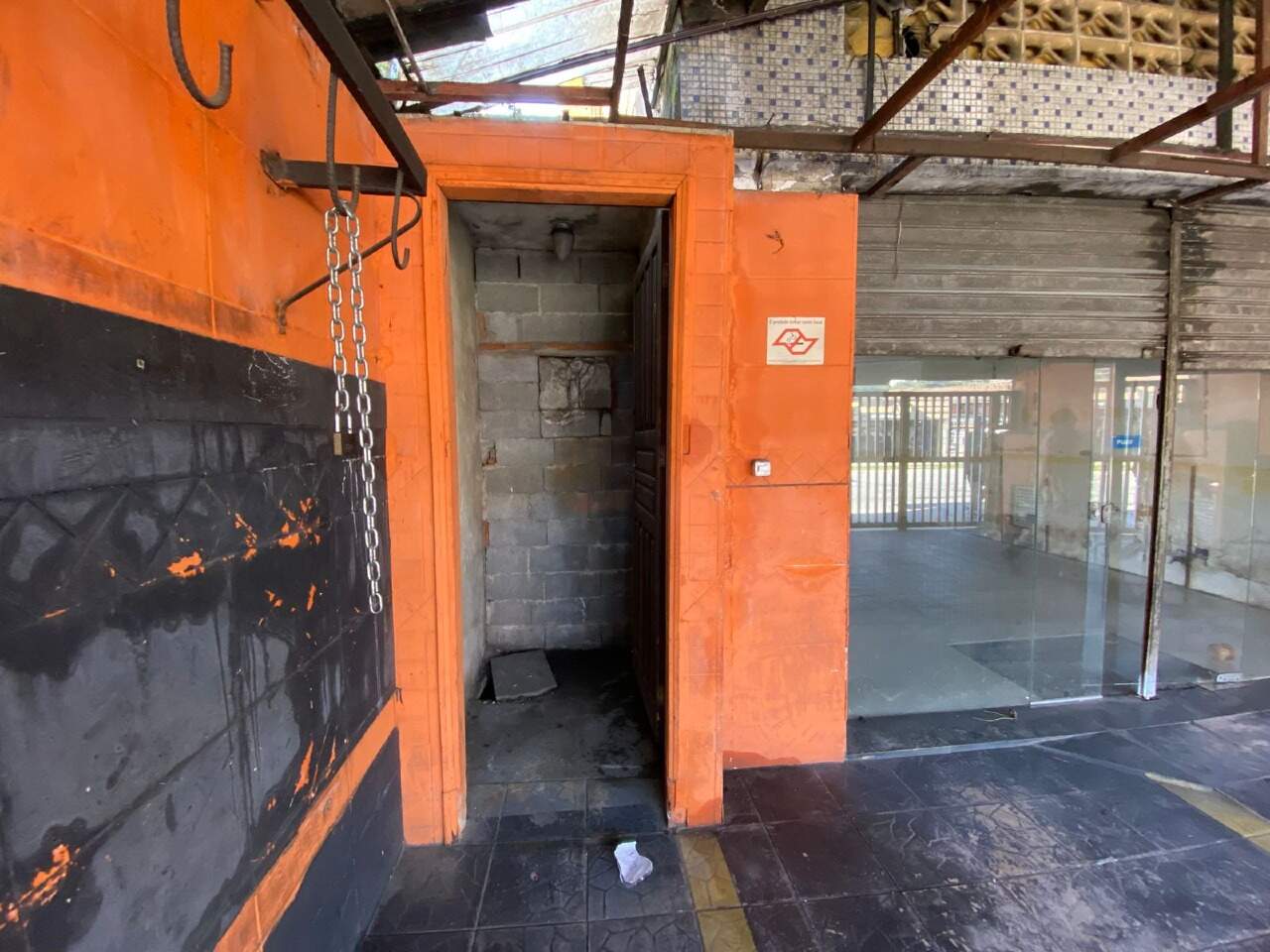 Prédio comercial para aluguel no São Jorge: 