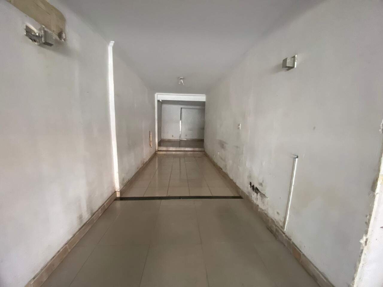 Prédio comercial para aluguel no São Jorge: 