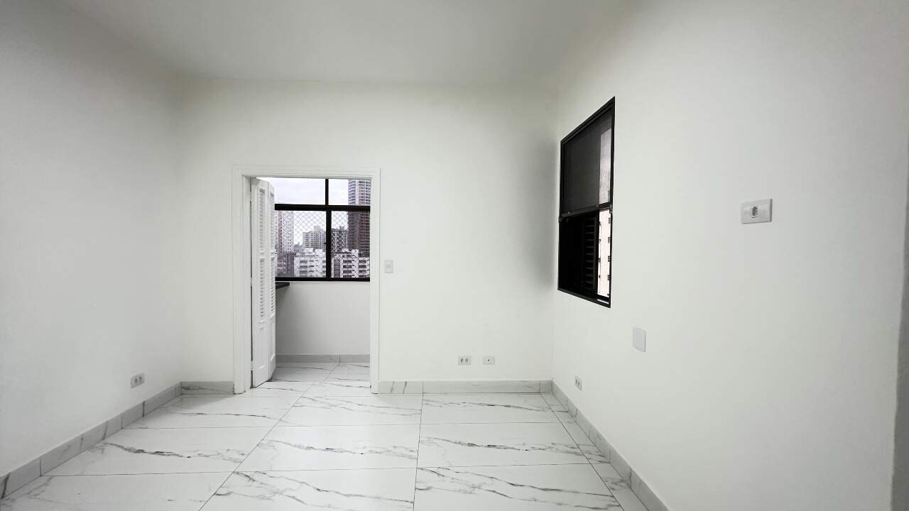 Apartamento à venda no Ponta da Praia: 