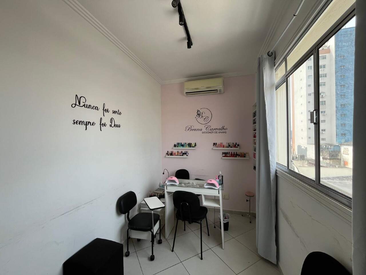 Sala à venda no Centro: 