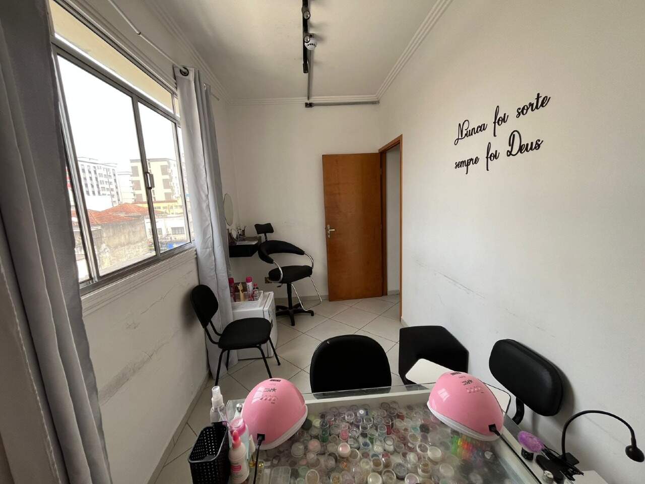 Sala à venda no Centro: 