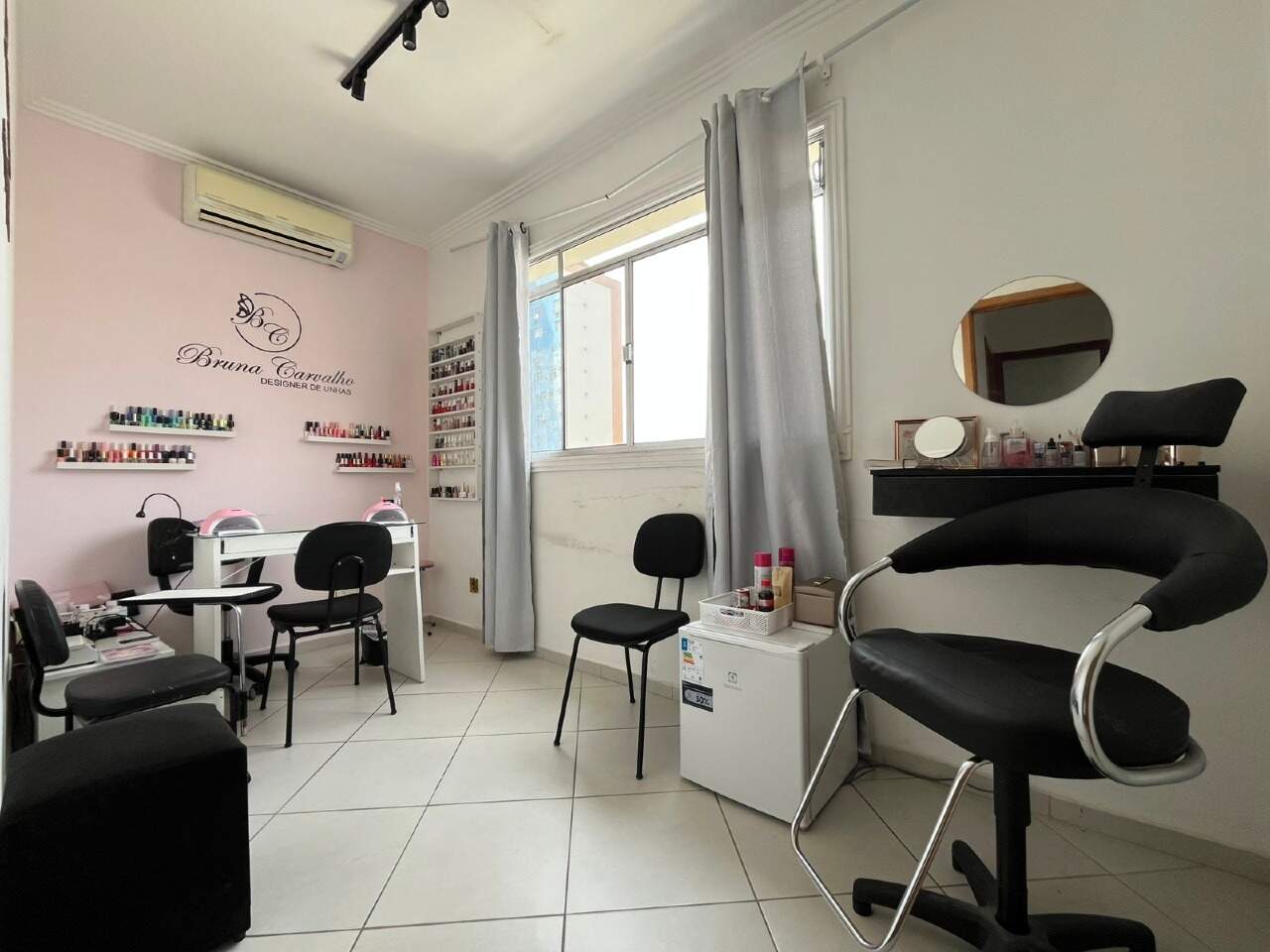 Sala à venda no Centro: 