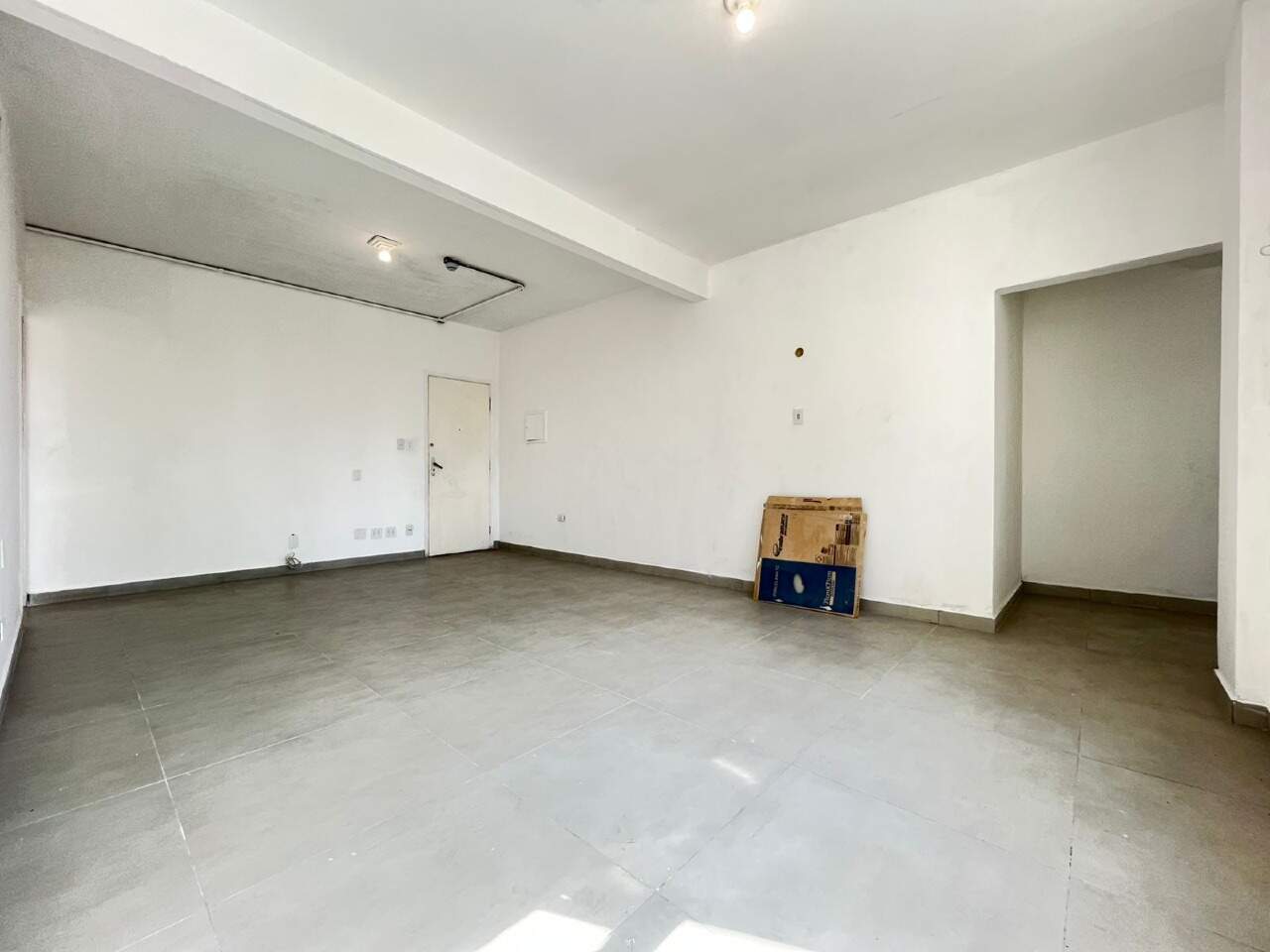 Sala à venda no Centro: 