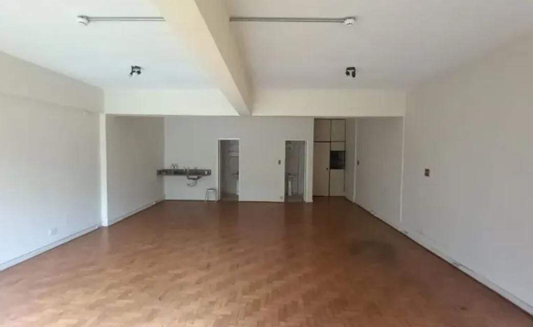 Prédio comercial à venda no Centro: 