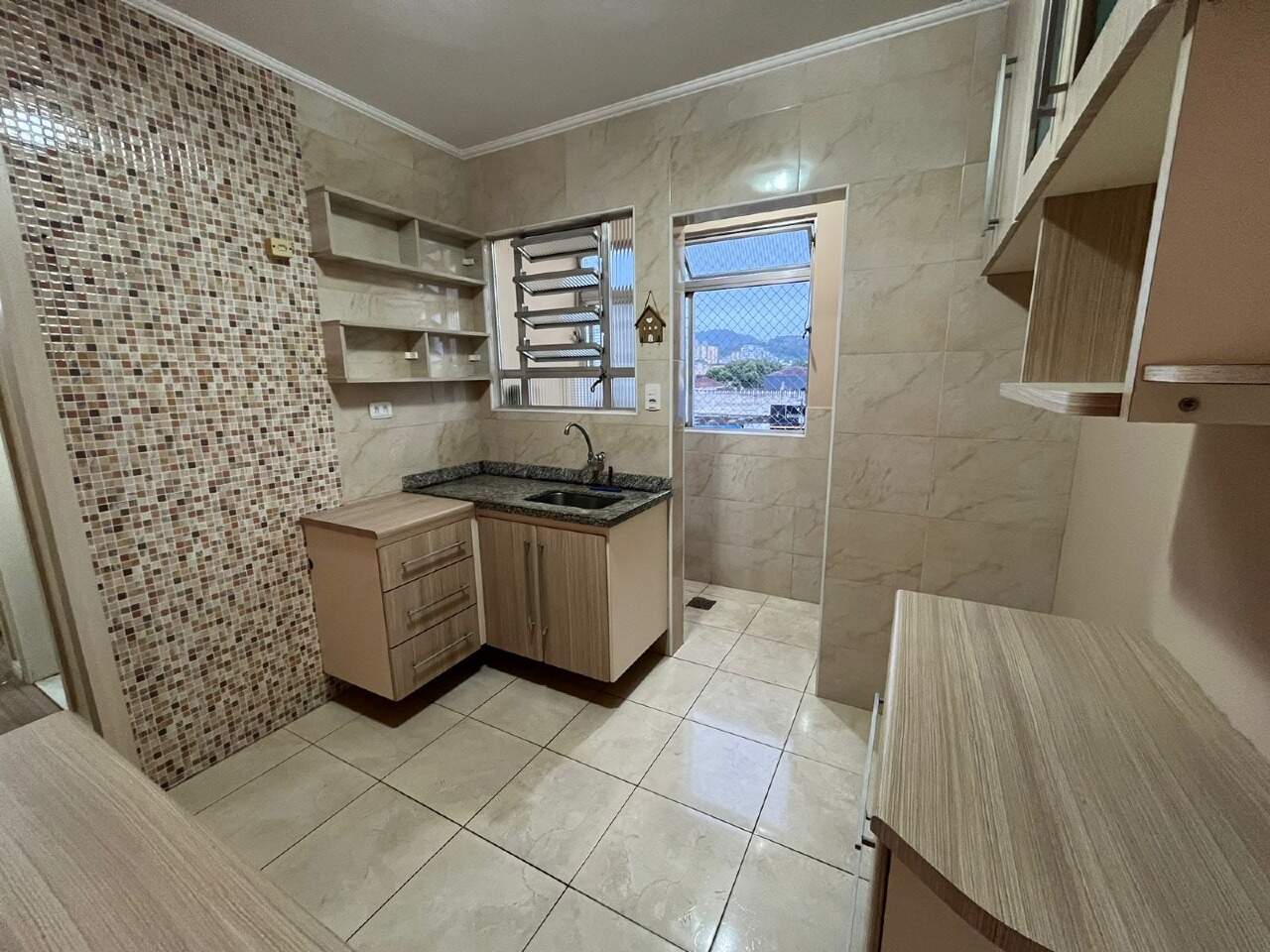 Apartamento à venda no Catiapoa: 