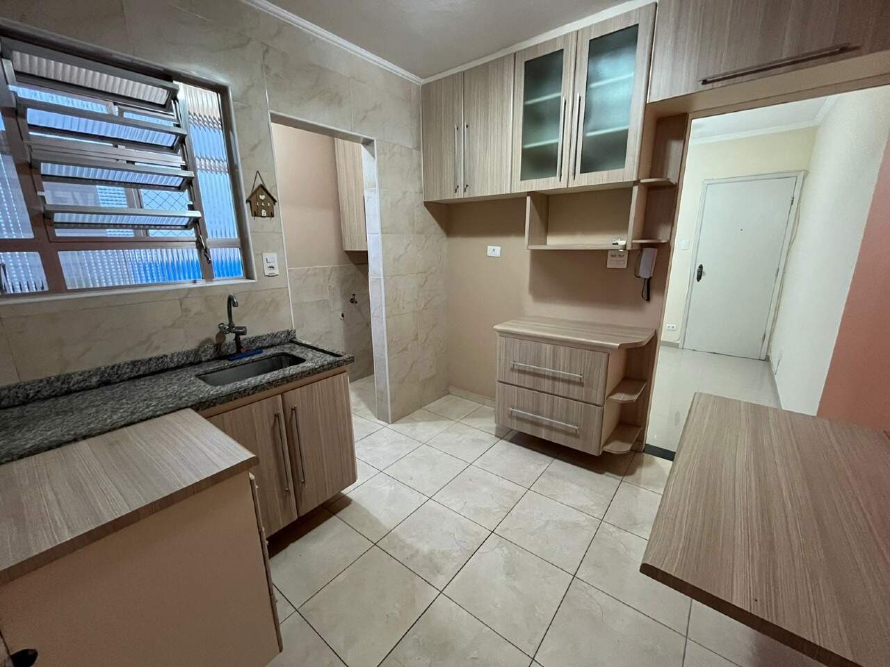 Apartamento à venda no Catiapoa: 
