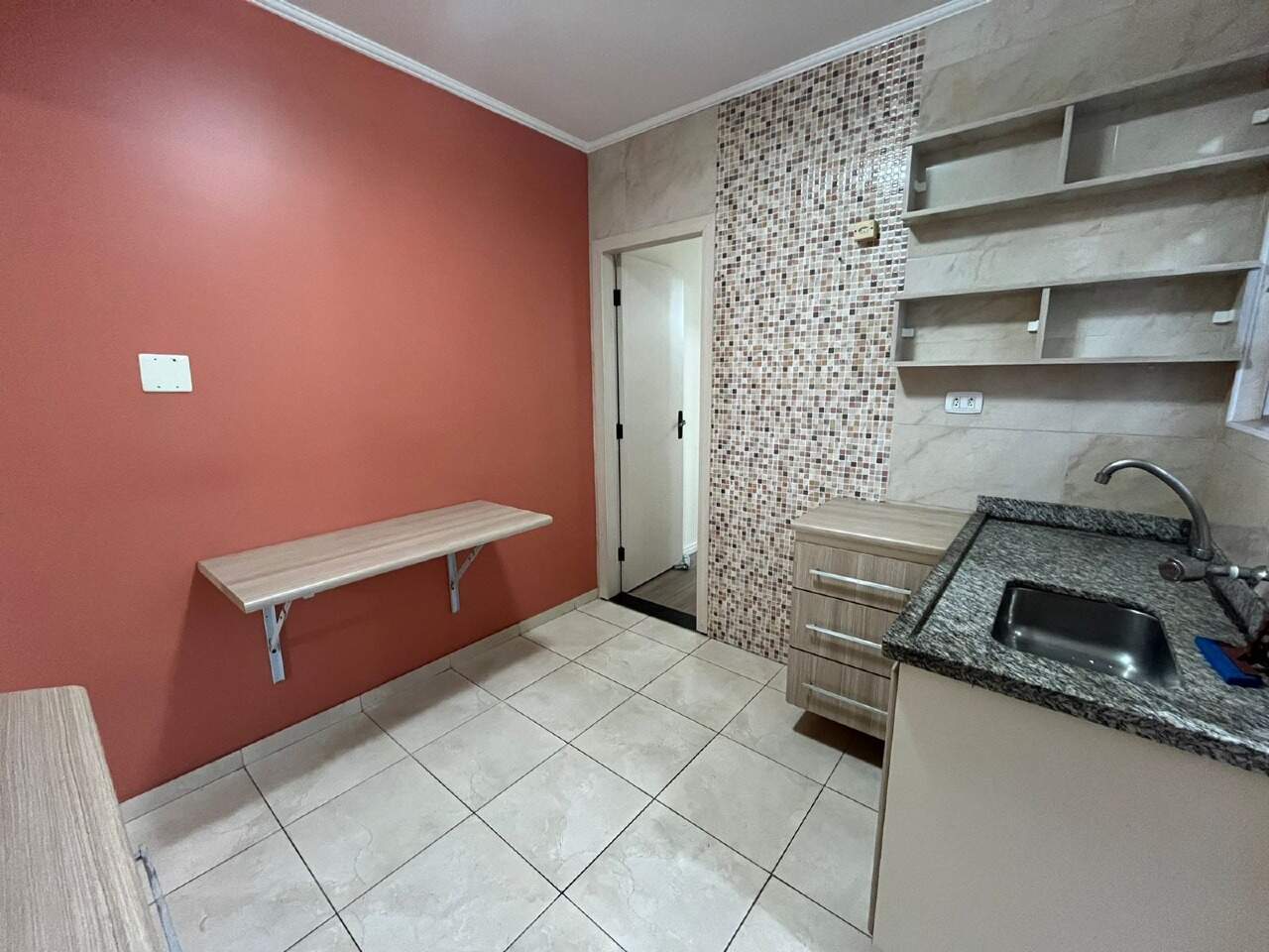 Apartamento à venda no Catiapoa: 