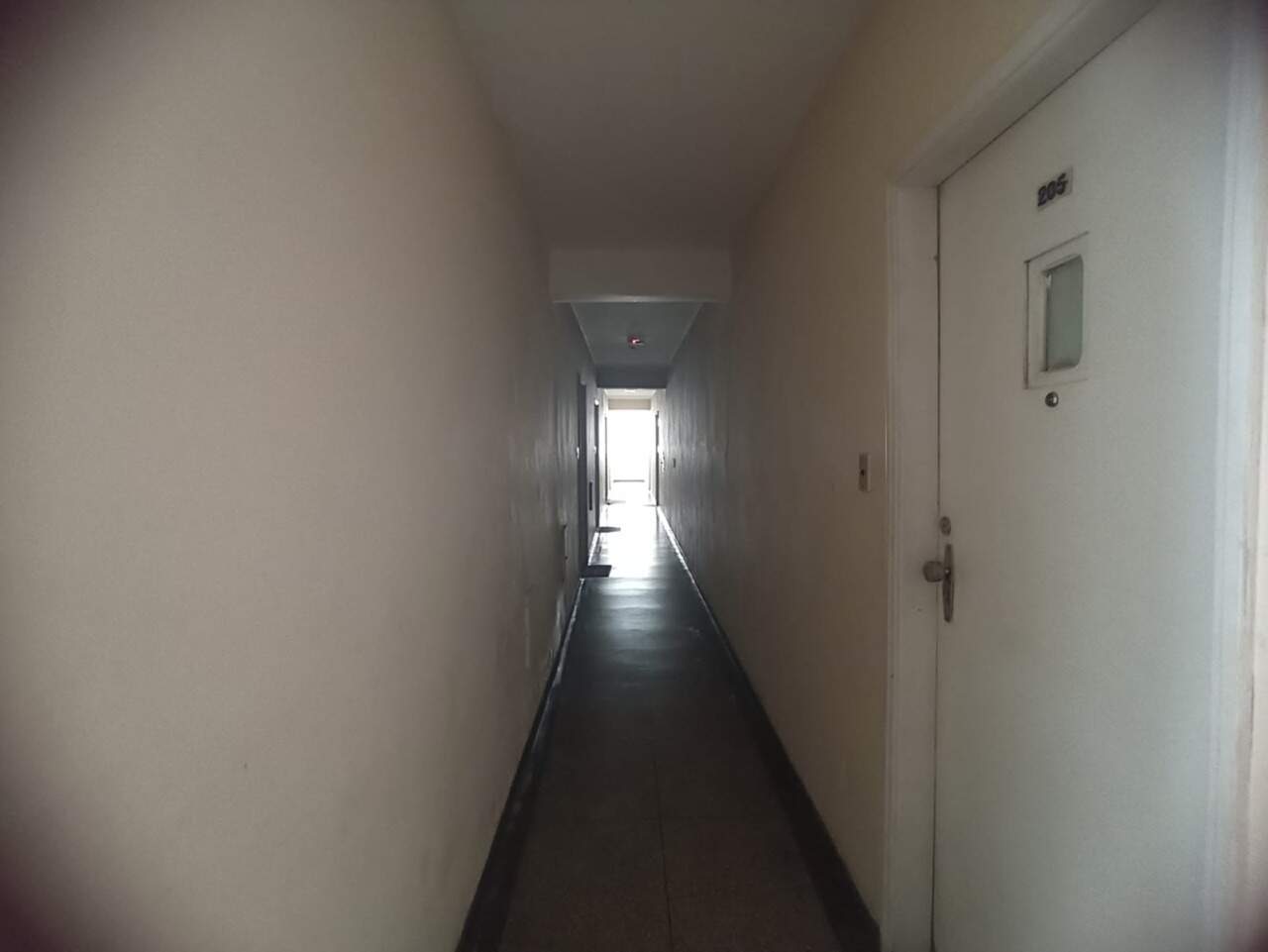 Kitnet à venda no Centro: 