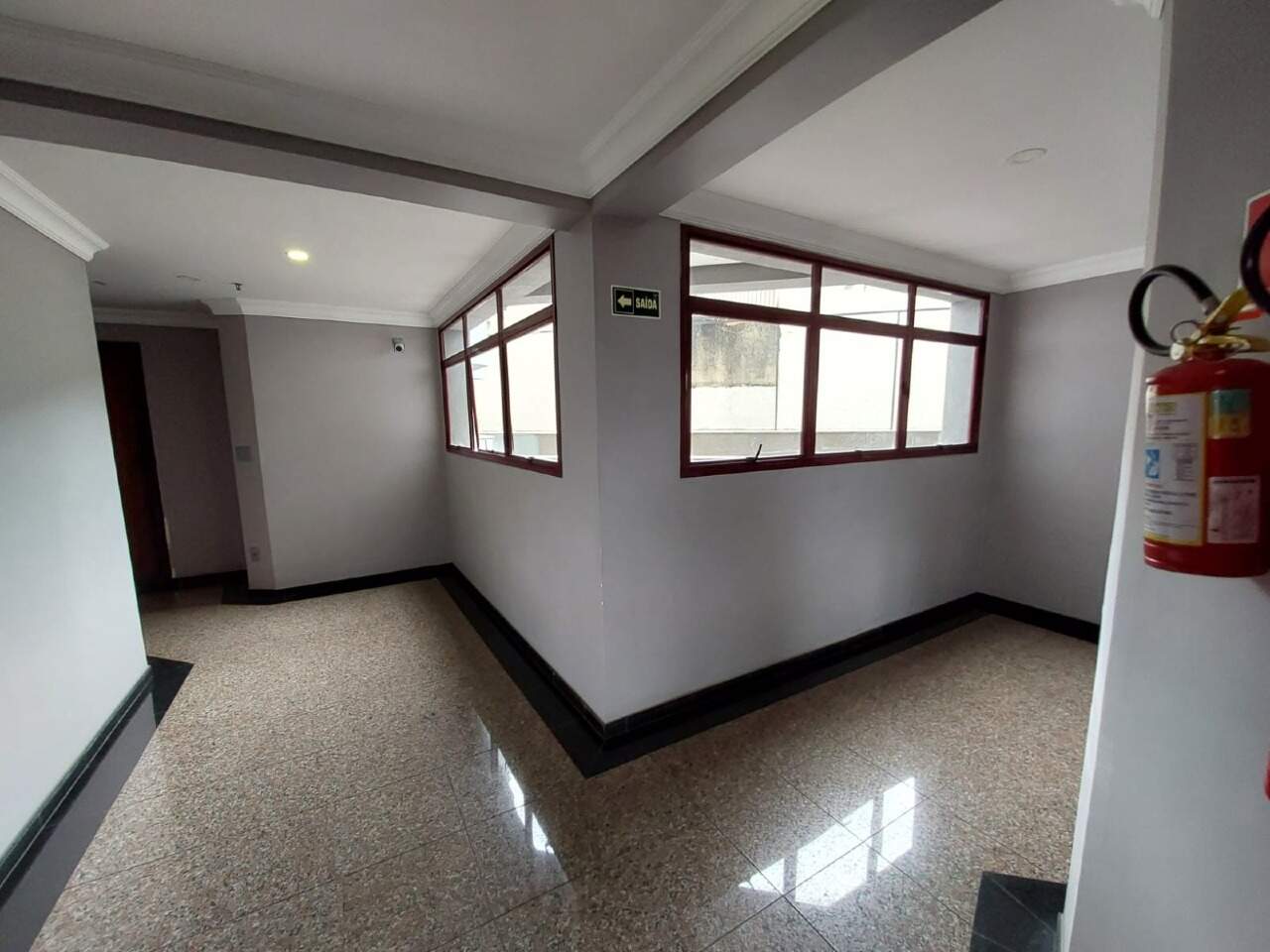 Sala à venda no Centro: 