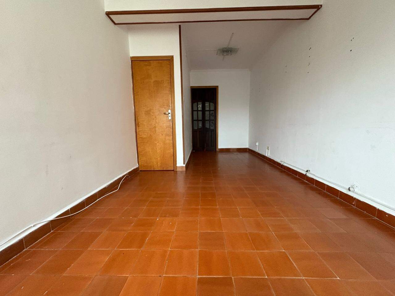 Sala à venda no Centro: 
