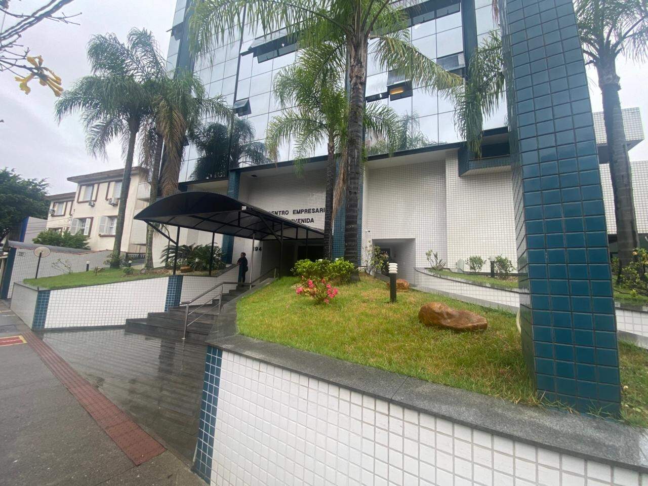 Sala para aluguel no Aparecida: 