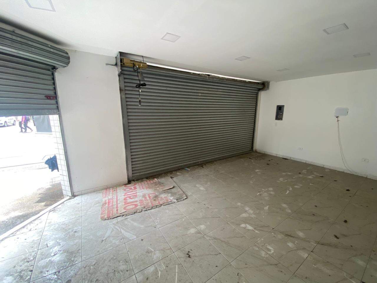 Prédio comercial para aluguel no Centro: 