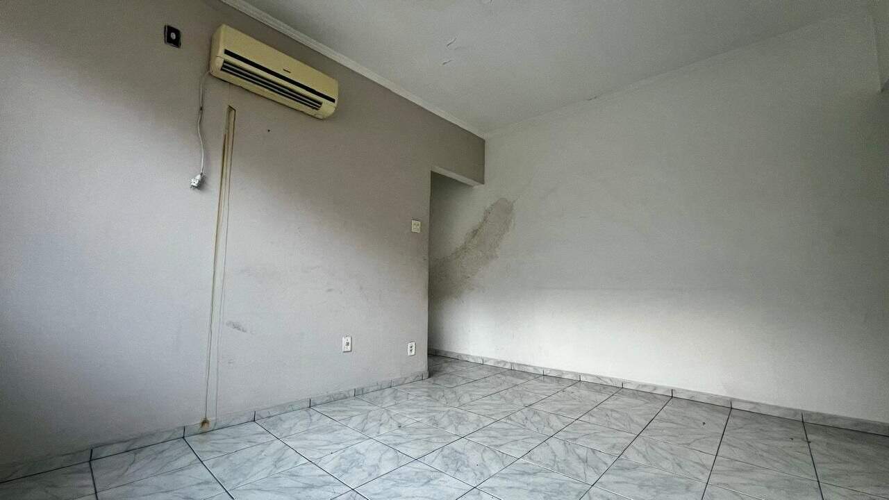Apartamento à venda no Embaré: 